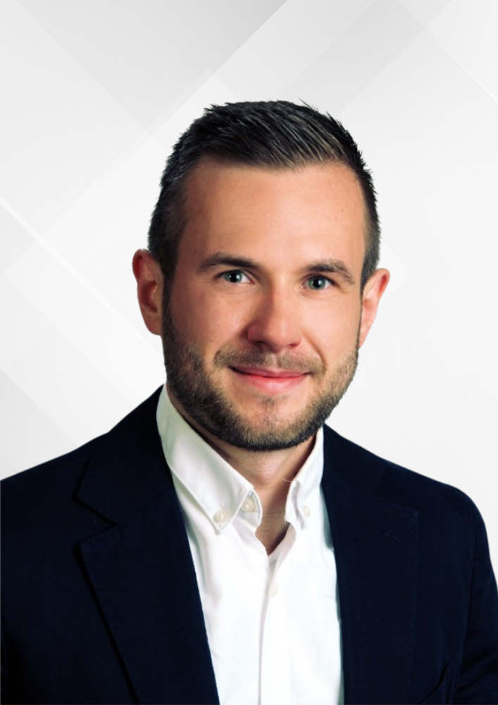 Dr Julian Pawlak